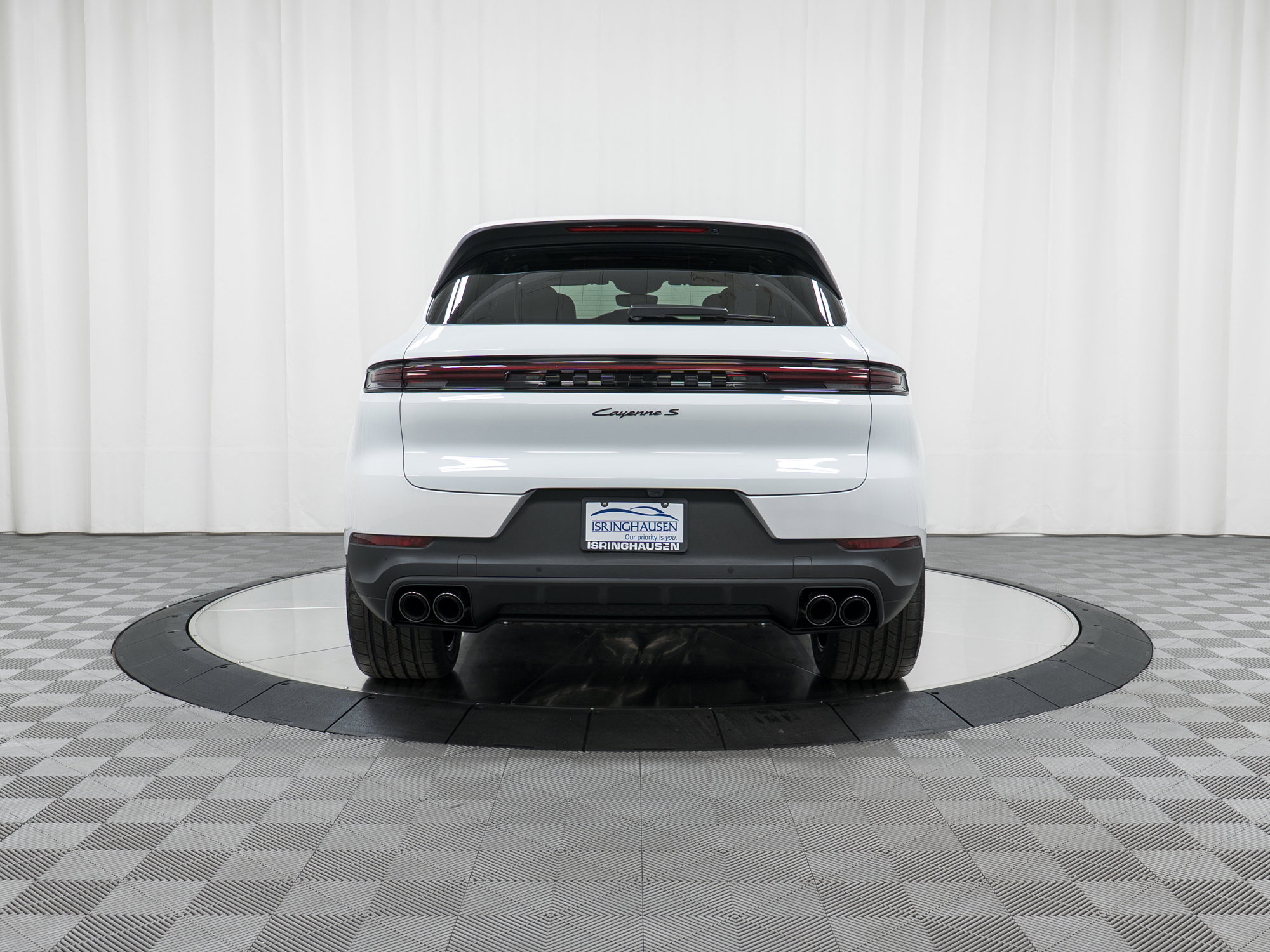 New 2026 Porsche Cayenne S image 4