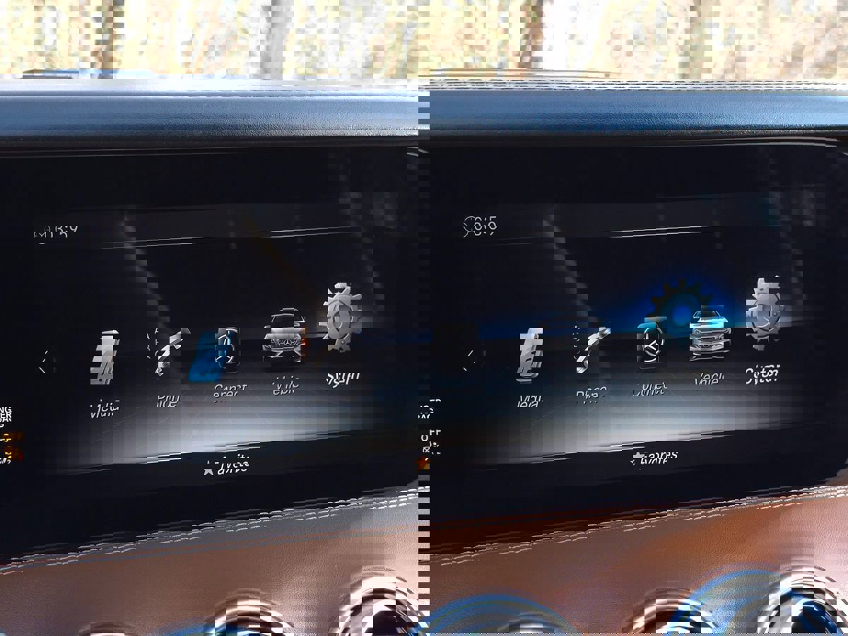 Used 2021 Mercedes-Benz S 560 4MATIC Coupe image 35