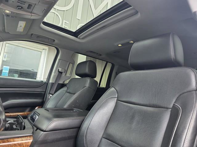 Used 2016 Chevrolet Suburban LTZ image 8