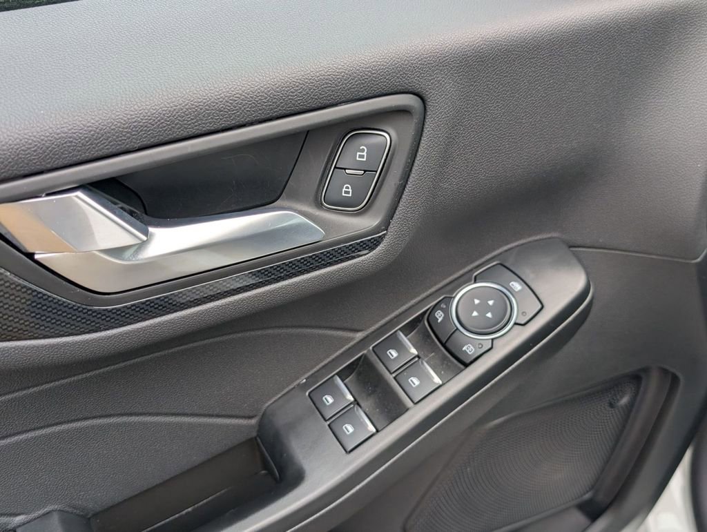 New 2026 Ford Escape ST-Line w/ Cold Weather Package image 23