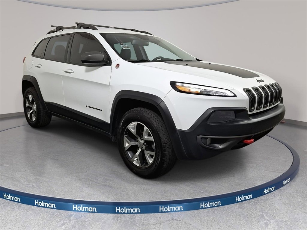 Used 2015 Jeep Cherokee Trailhawk w/ Cold Weather Group image 3