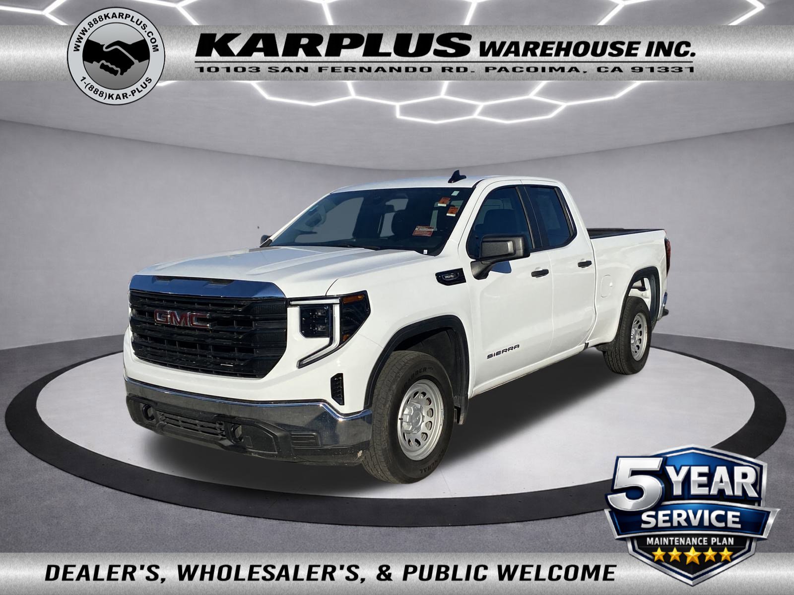 Used 2024 GMC Sierra 1500 Pro w/ Trailering Package image 1
