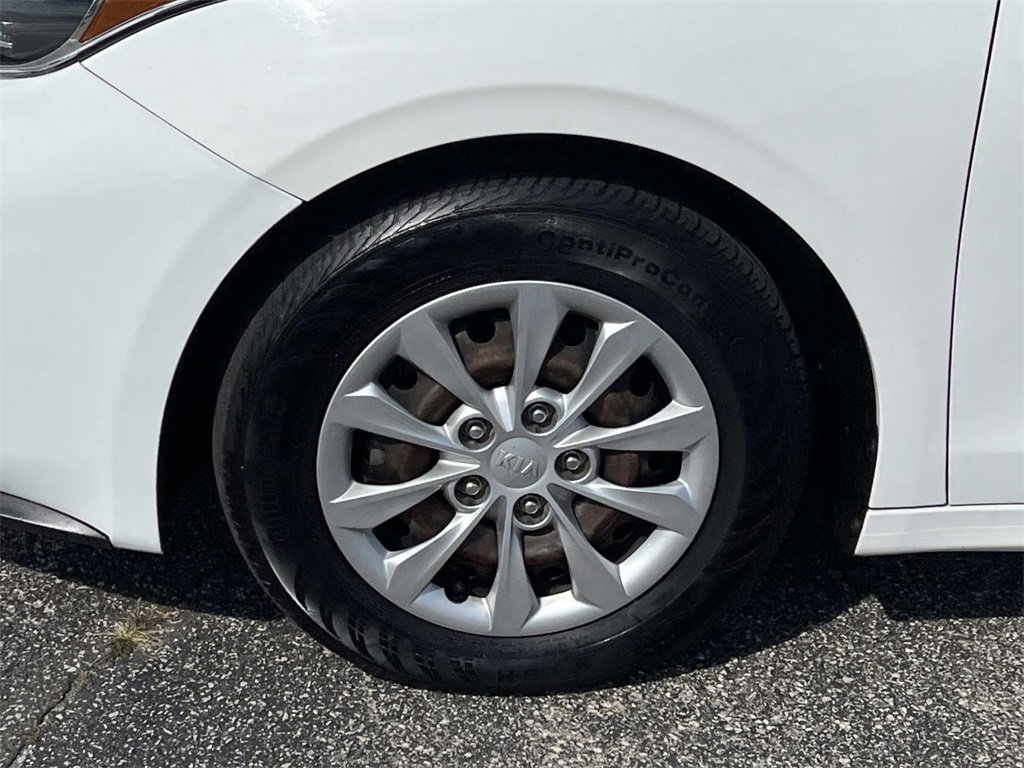Used 2019 Kia Forte Sedan image 8