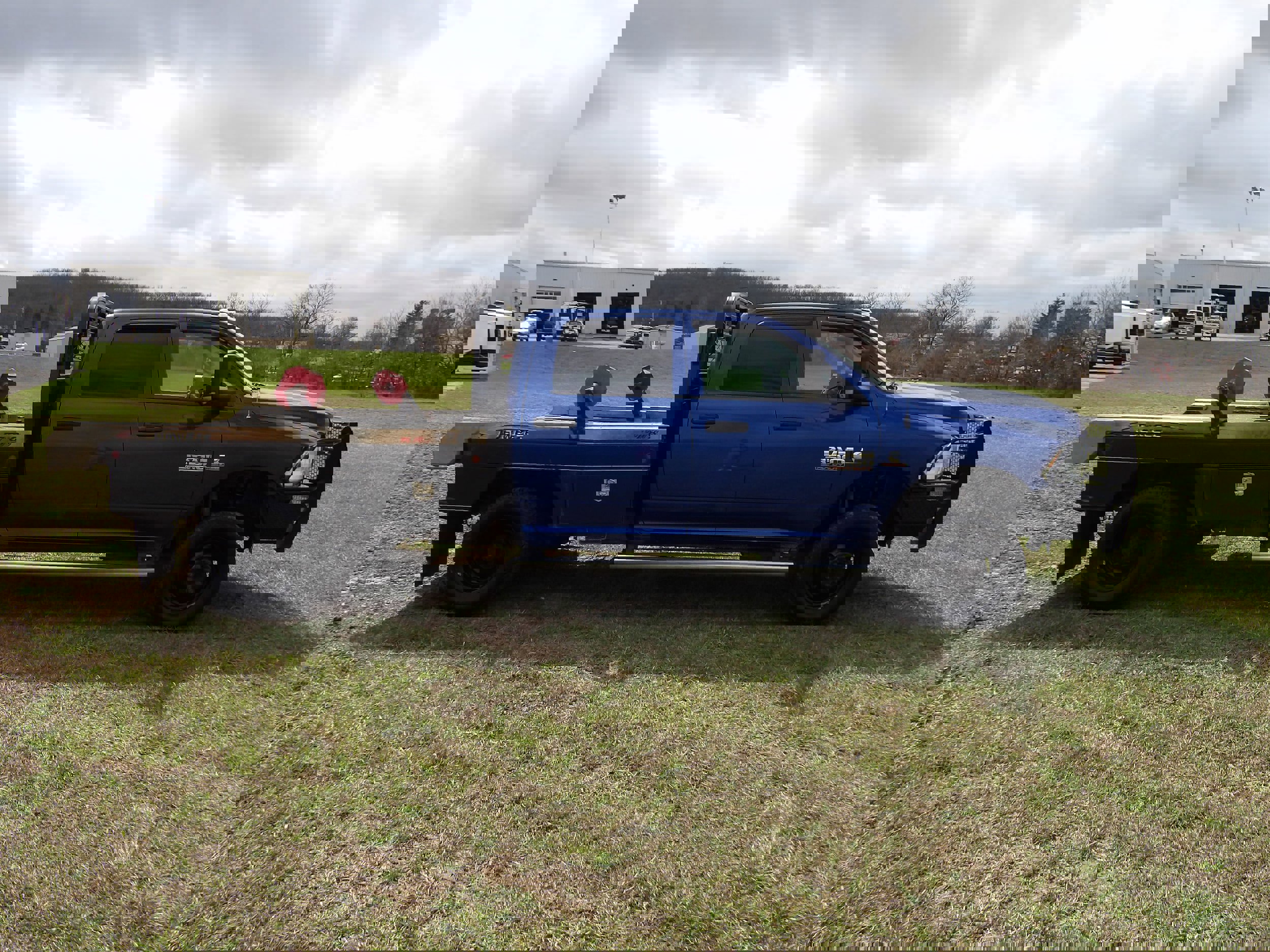 Used 2017 RAM 3500 Tradesman w/ Chrome Appearance Group image 5