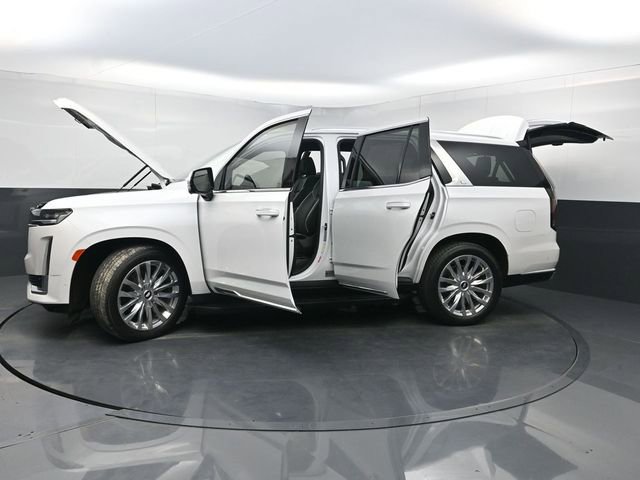 Used 2024 Cadillac Escalade Premium Luxury w/ Performance Package image 46