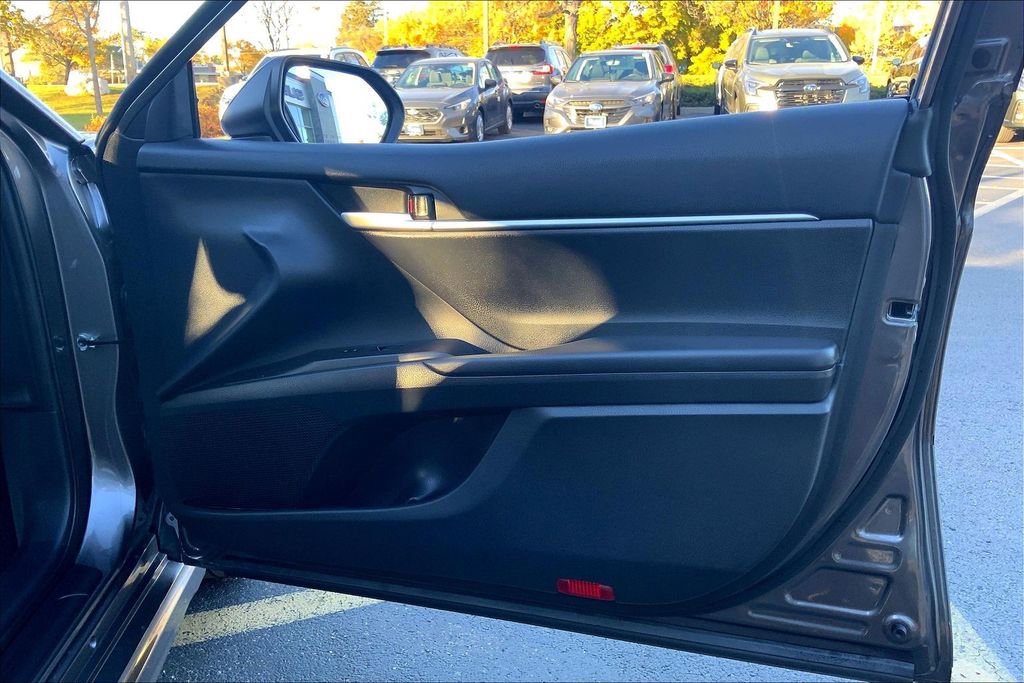 Used 2023 Toyota Camry SE image 27