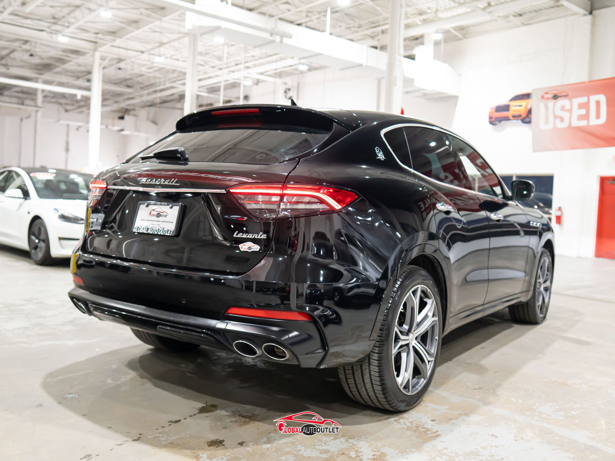 Used 2021 Maserati Levante S AWD/4WD image 7