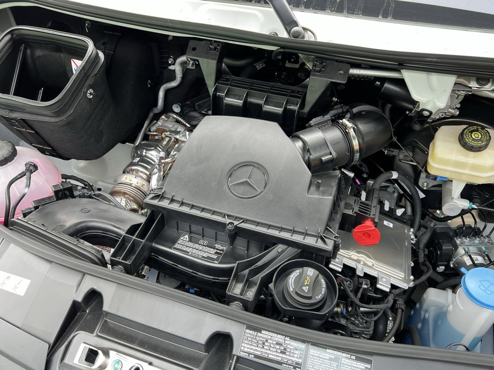 New 2025 Mercedes-Benz Sprinter 2500 image 28