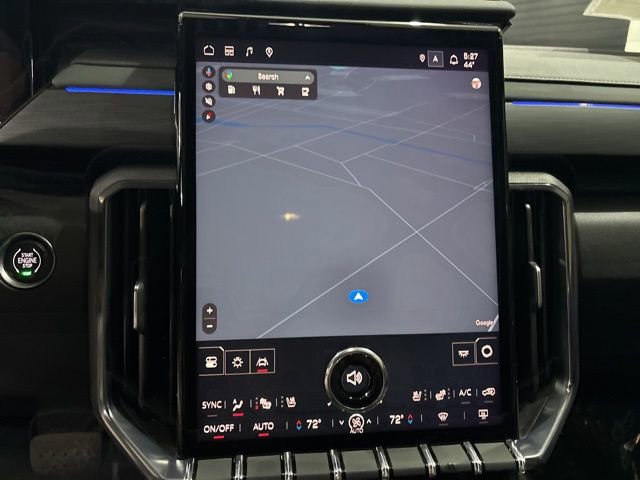 Used 2024 GMC Acadia AT4 w/ Luxury Package image 25