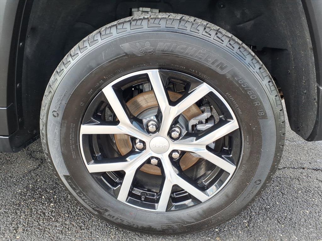 Certified 2024 Jeep Grand Cherokee Limited image 16