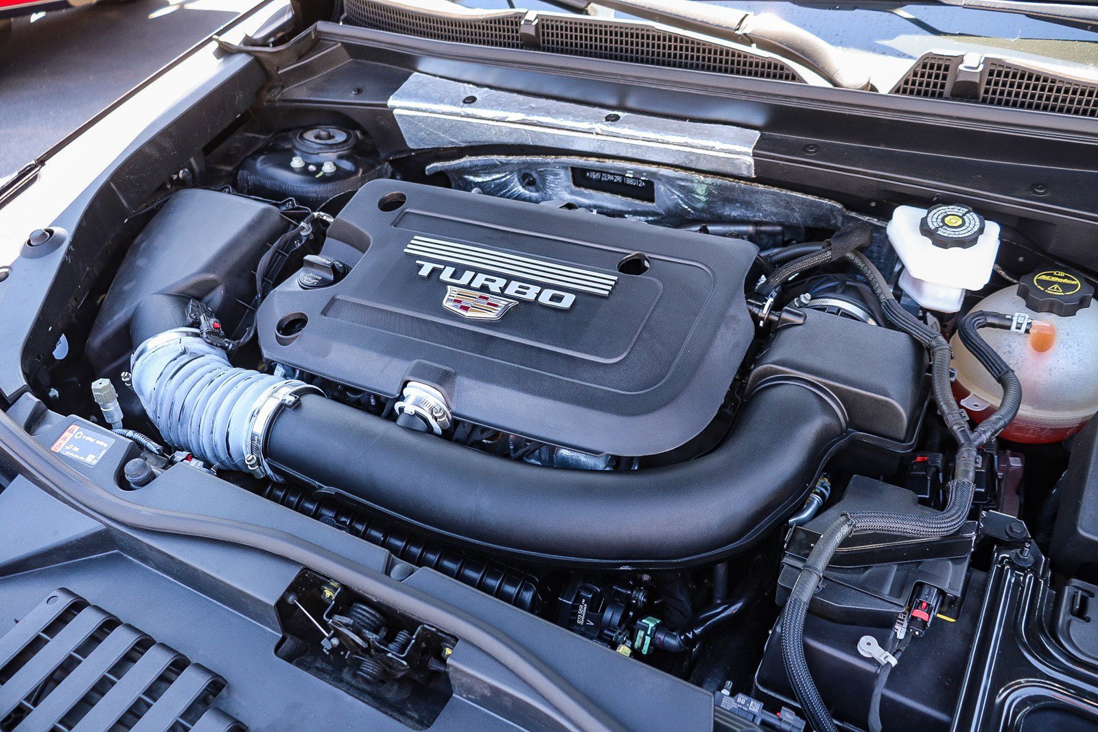 Used 2024 Cadillac XT4 Sport w/ Cold Weather Package image 34