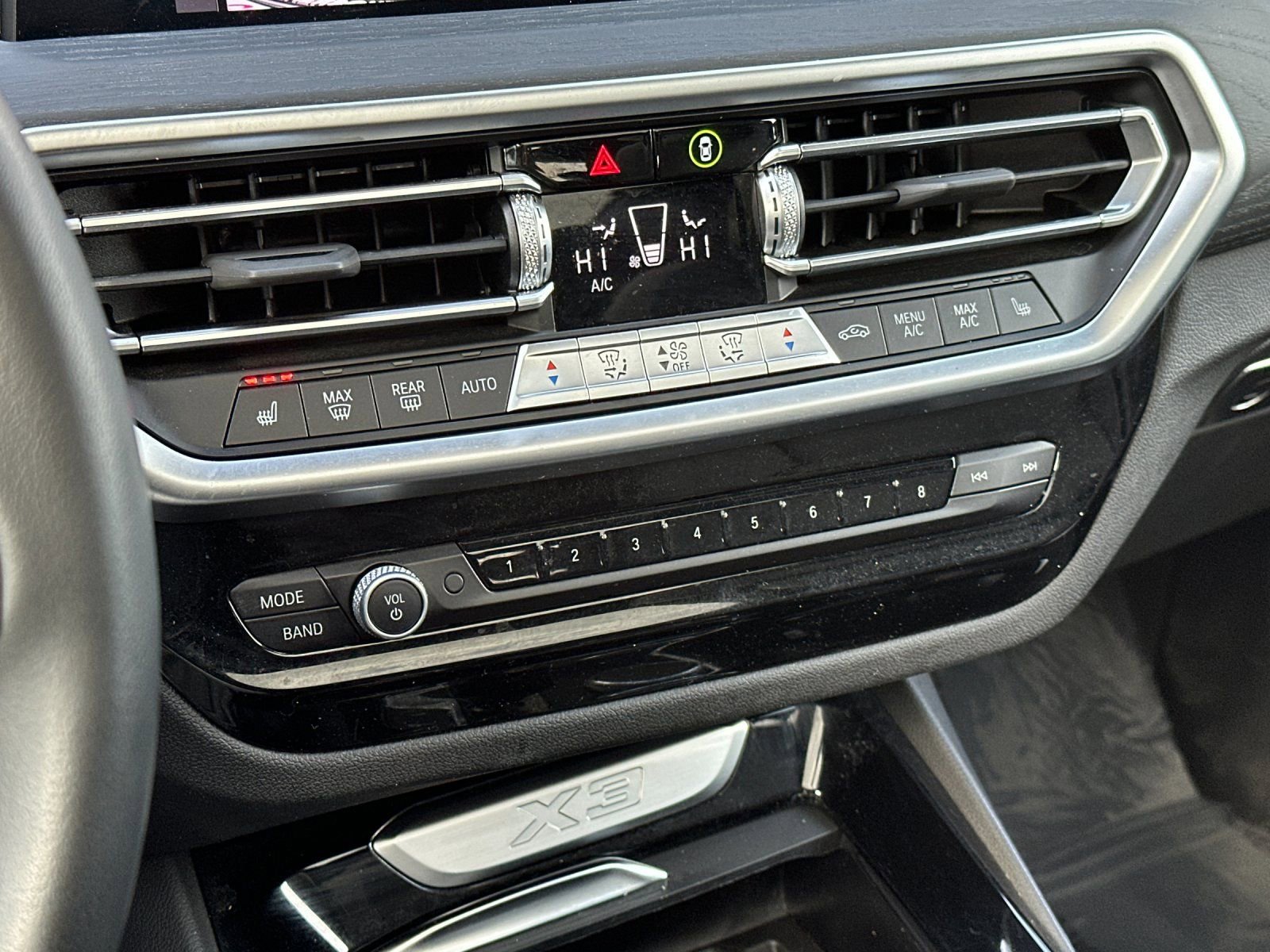 Used 2023 BMW X3 sDrive30i w/ Convenience Package image 21