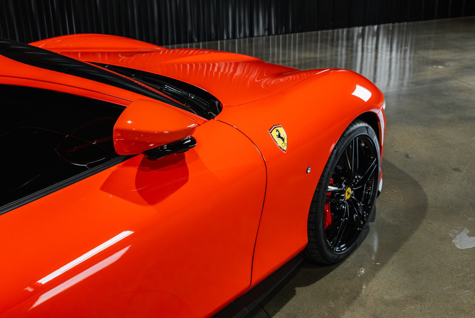 Used 2021 Ferrari Roma RWD image 9