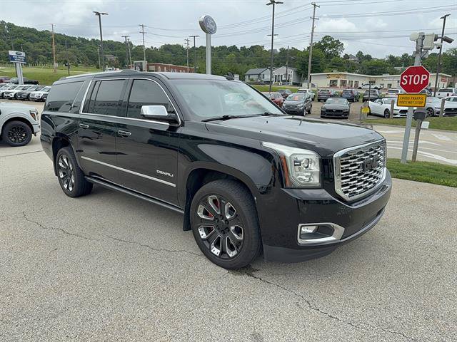 Used 2019 GMC Yukon XL Denali w/ Denali Ultimate Package AWD/4WD image 4