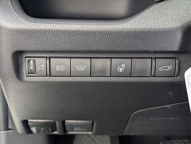 New 2025 Toyota RAV4 XLE image 19