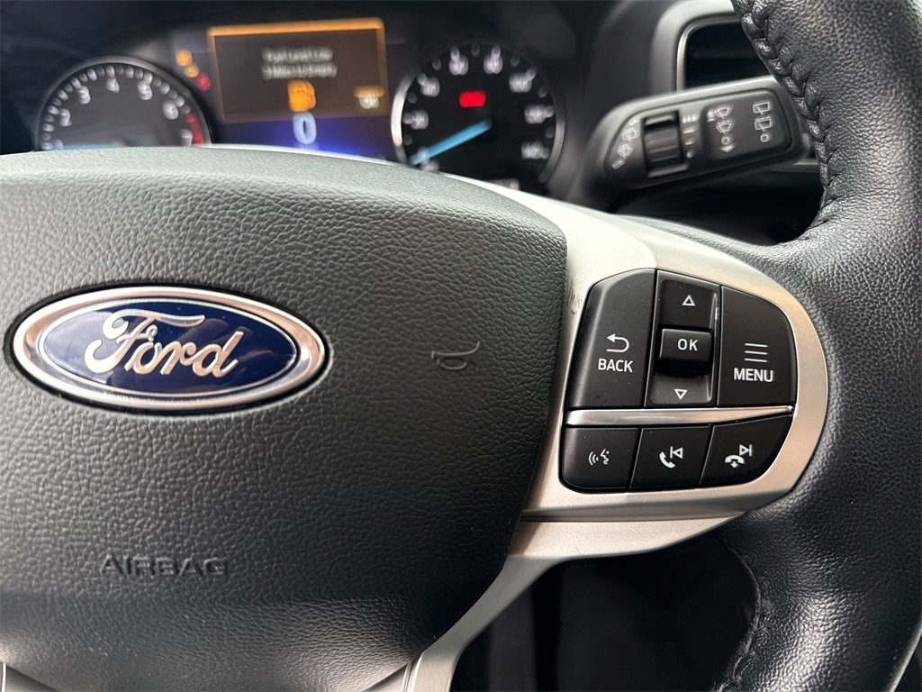 Used 2022 Ford Explorer XLT w/ Equipment Group 202A image 27