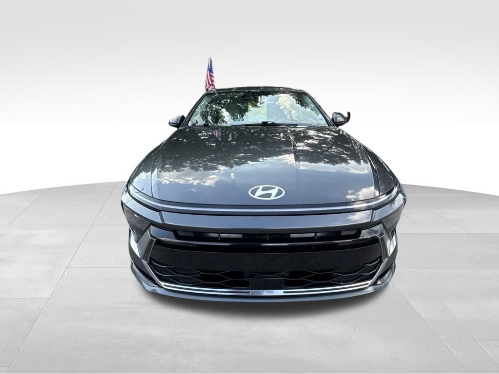 Used 2025 Hyundai Sonata SEL FWD image 10