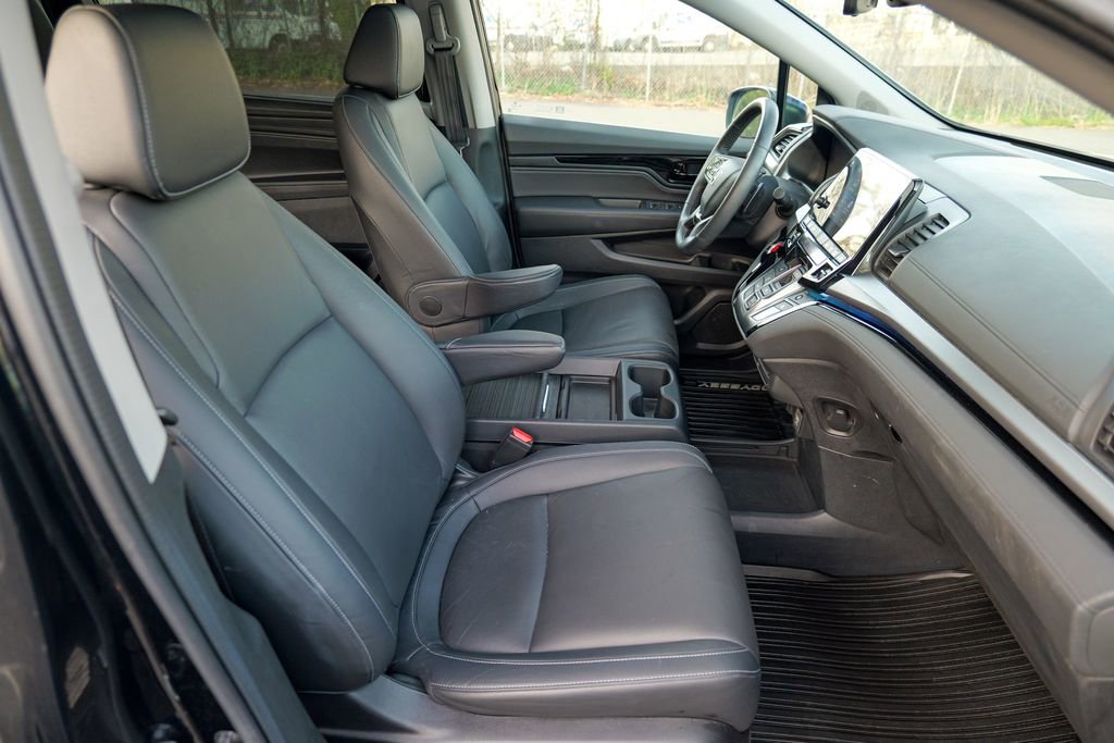 Used 2023 Honda Odyssey Touring image 36