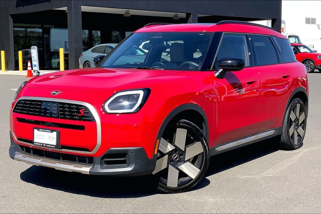 Certified 2025 MINI Cooper Countryman S w/ Comfort Package Max image 3