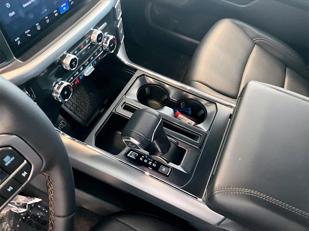 Used 2025 Ford F150 Lariat w/ Equipment Group 501A Mid image 20