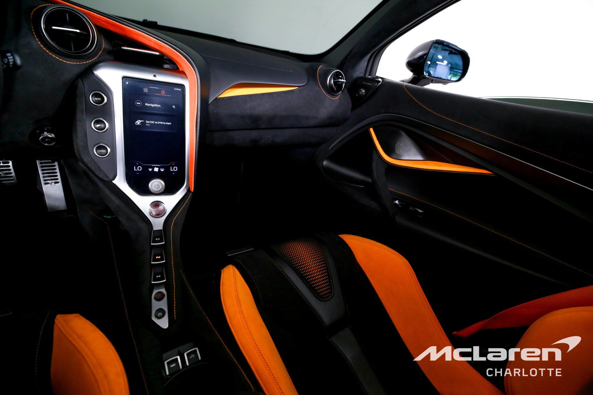 Used 2024 McLaren 750S Spider RWD image 17