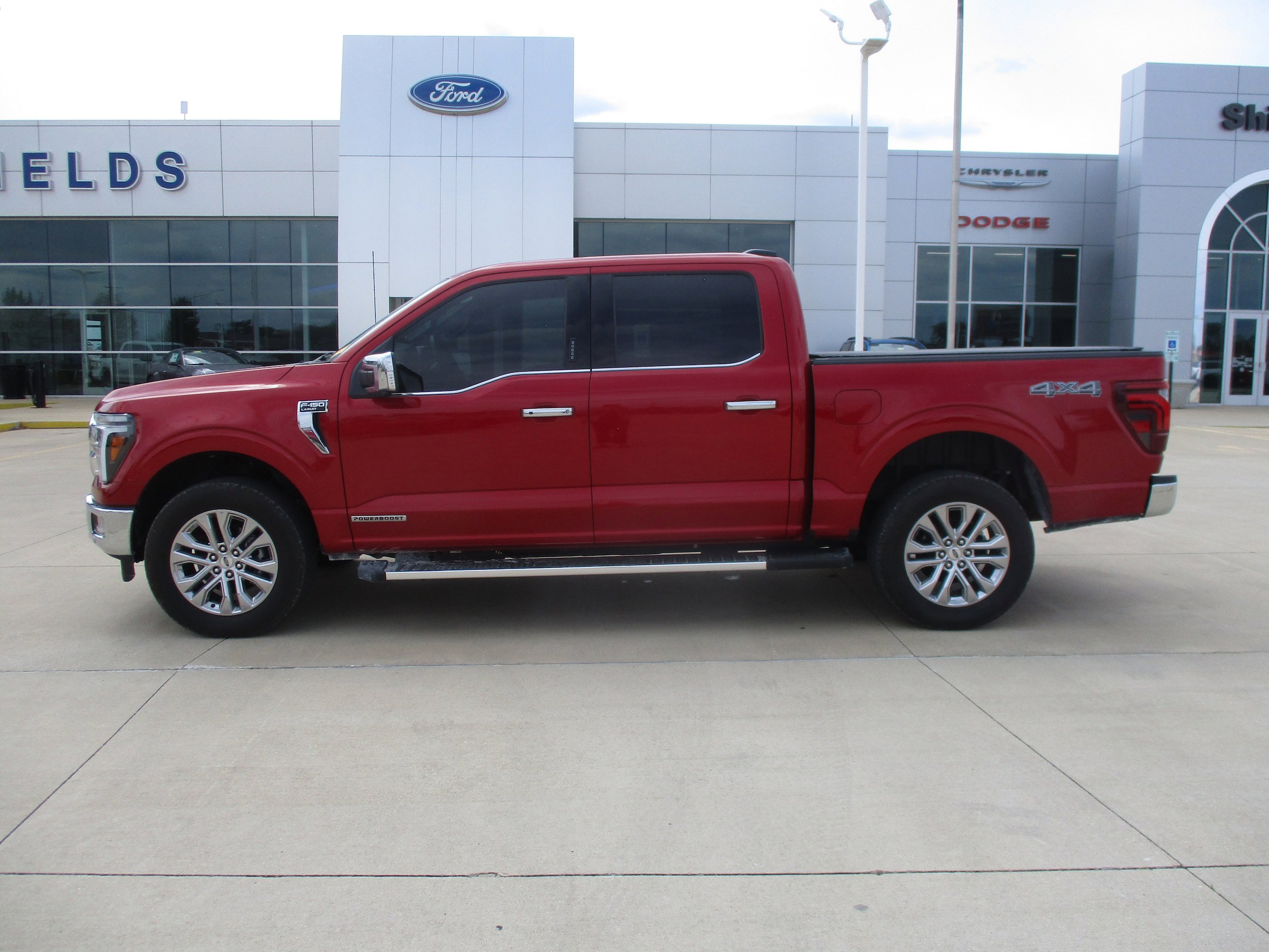 Used 2024 Ford F150 Lariat w/ Bed Utility Package AWD/4WD image 3