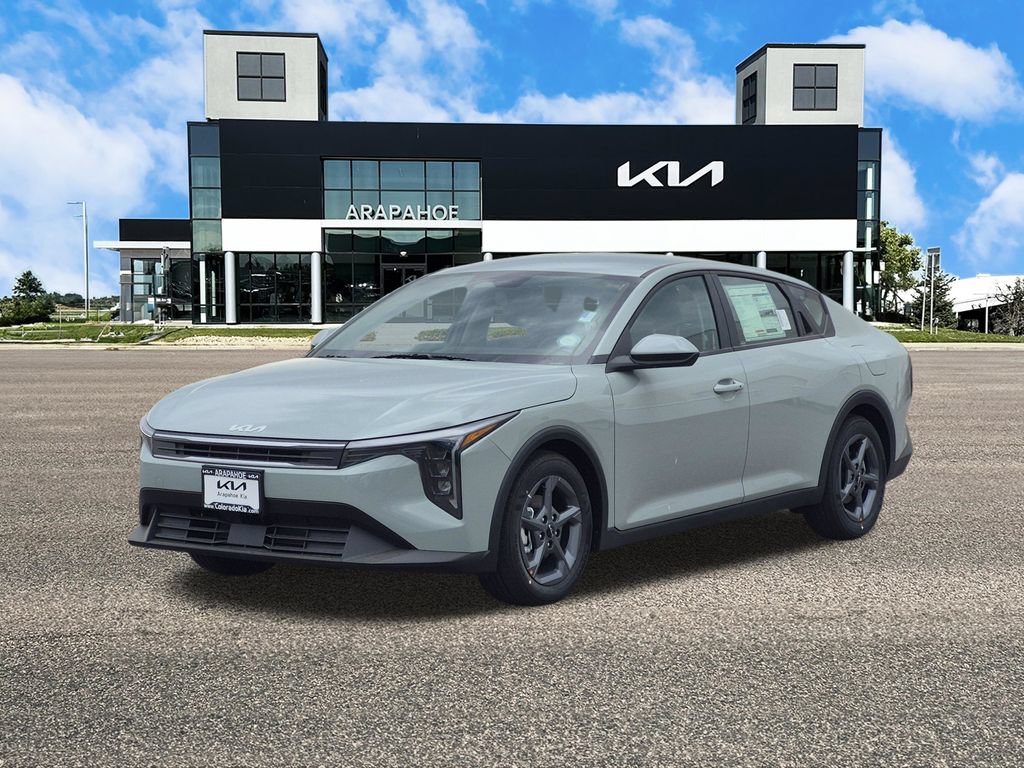 New 2026 Kia K4 FWD image 4