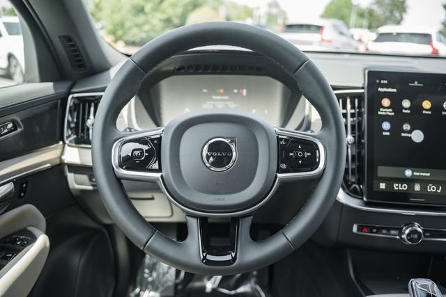 New 2026 Volvo XC90 B6 Plus w/ Protection Package Premier AWD/4WD image 29