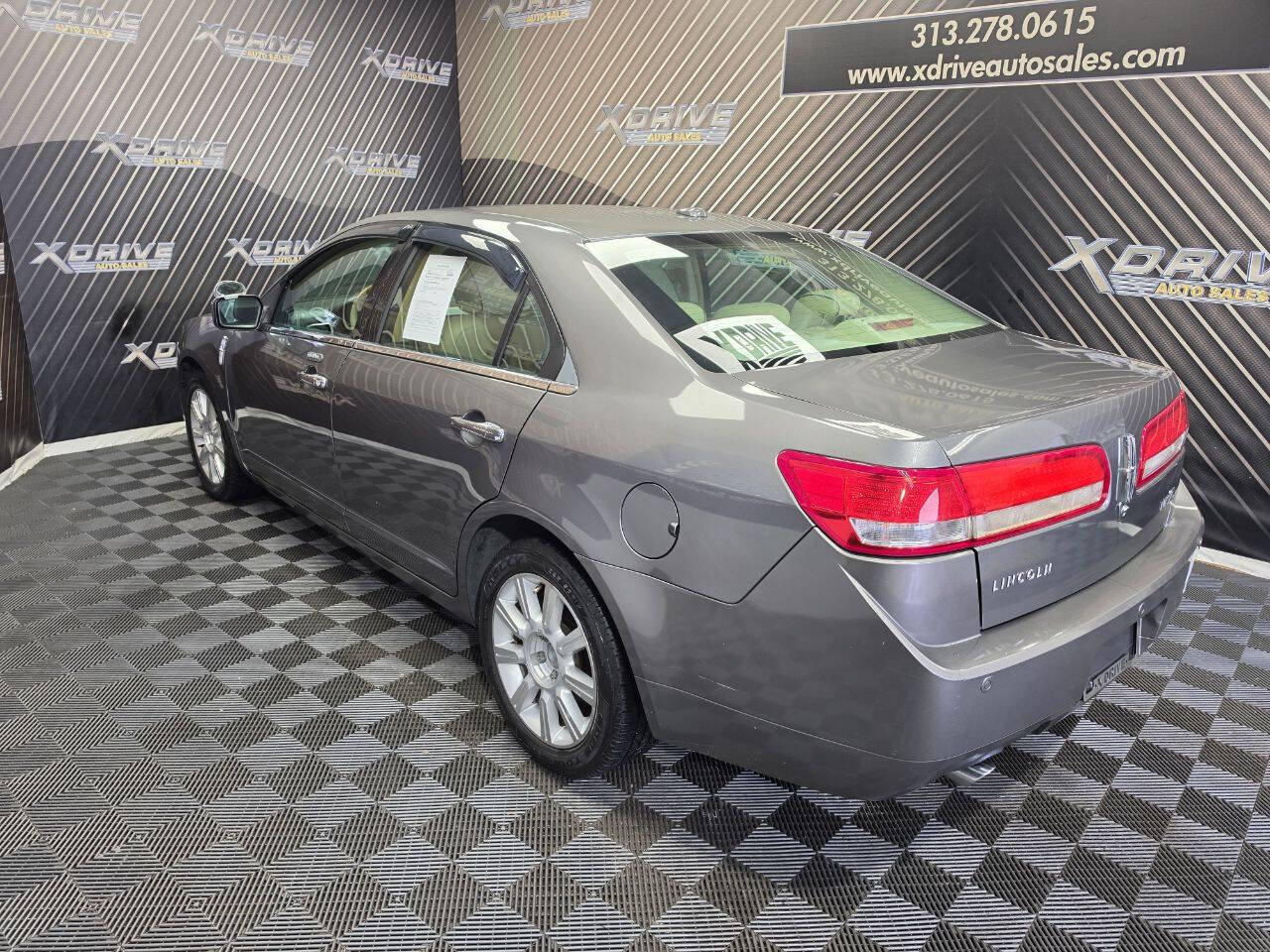 Used 2010 Lincoln MKZ FWD image 10