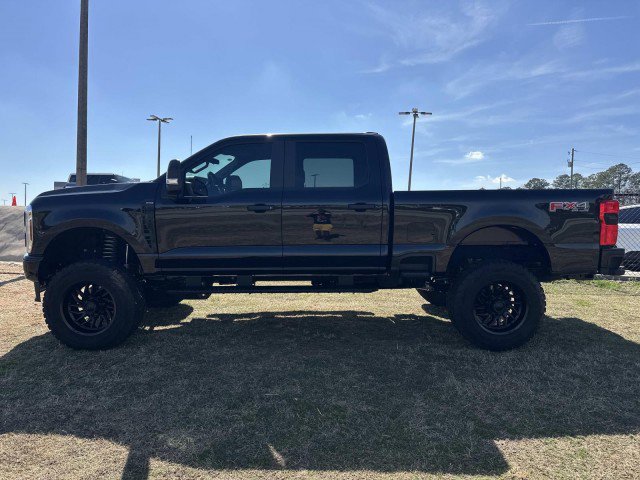 Used 2024 Ford F250 XL w/ STX Appearance Package image 4