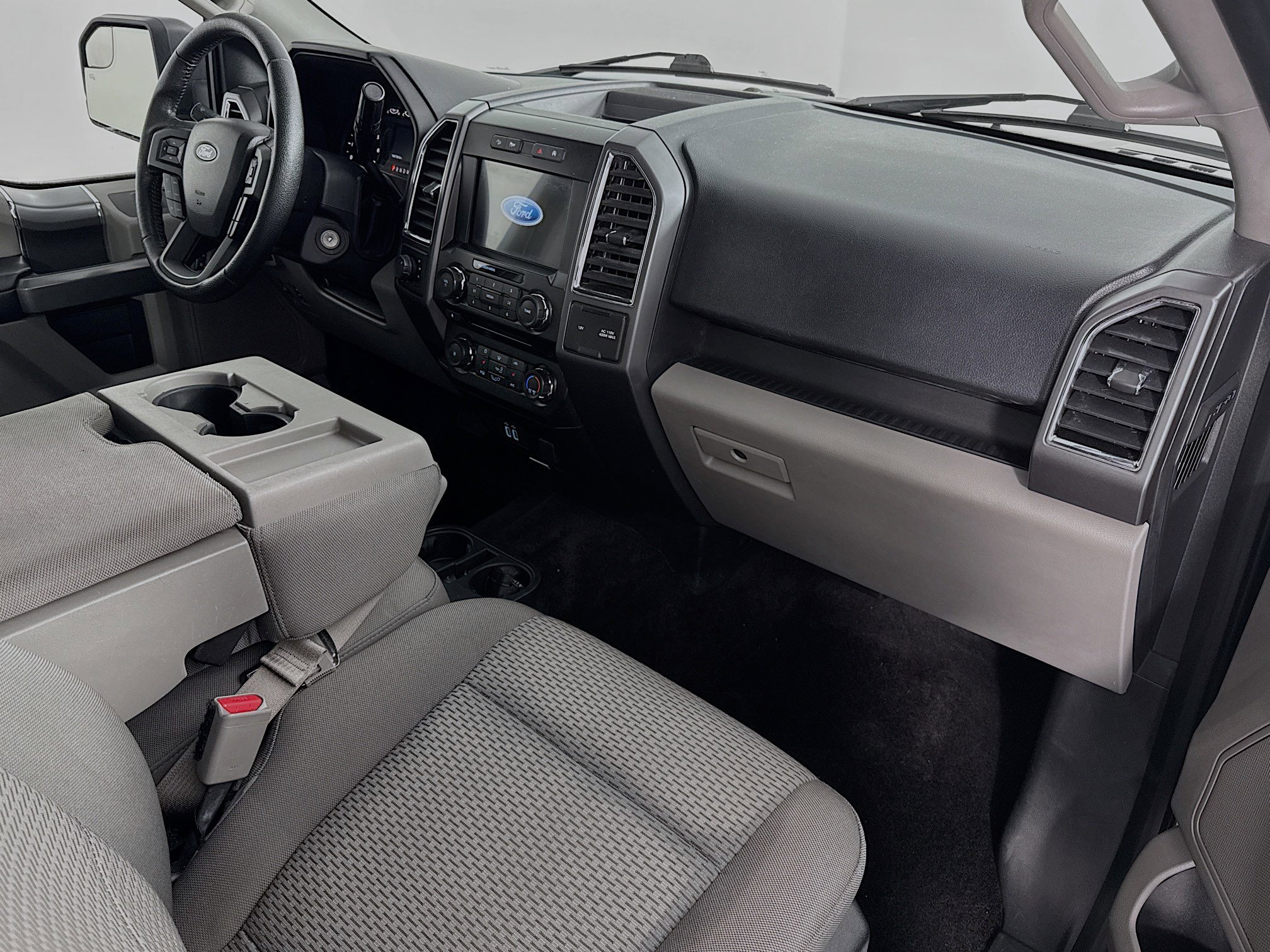 Used 2016 Ford F150 XLT w/ Equipment Group 302A Luxury image 27