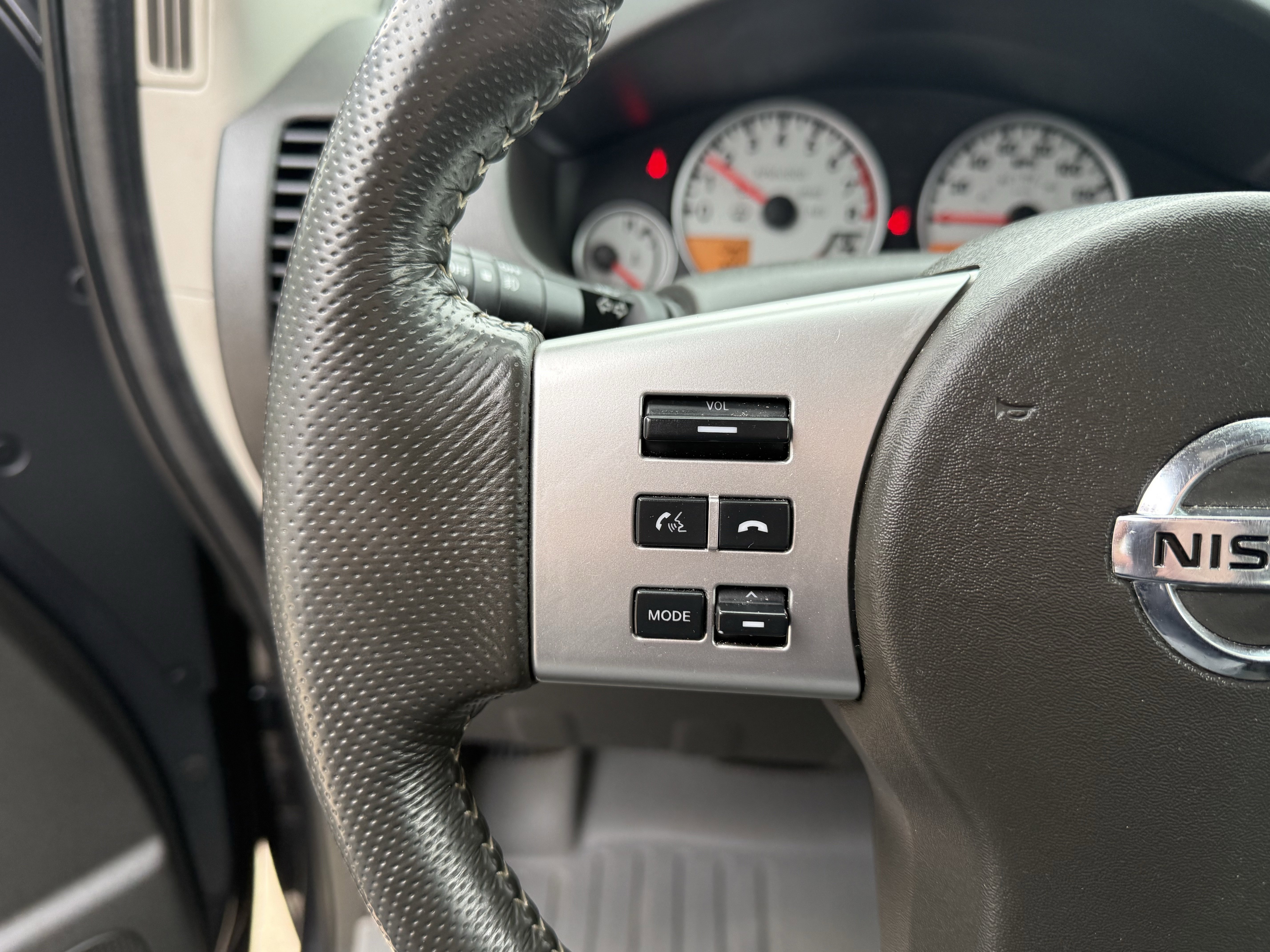 Used 2015 Nissan Xterra PRO-4X image 14