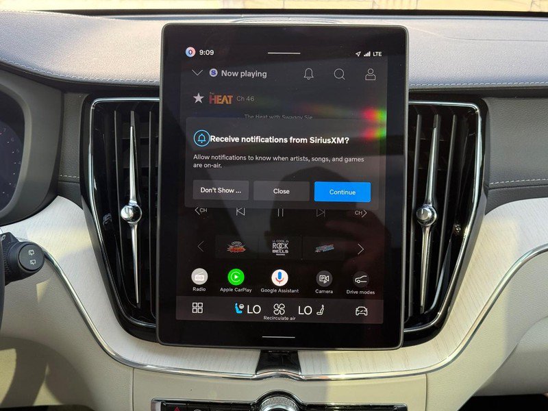 Certified 2026 Volvo XC60 B5 Ultra AWD/4WD image 14