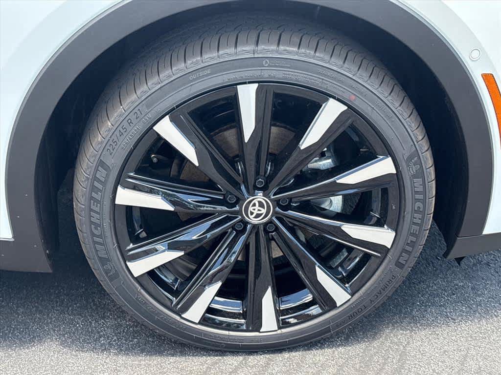 New 2026 Toyota Crown Platinum AWD/4WD image 32
