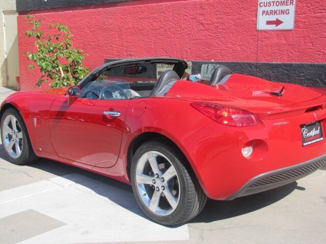 Used 2007 Pontiac Solstice Convertible w/ Premium Package RWD image 12