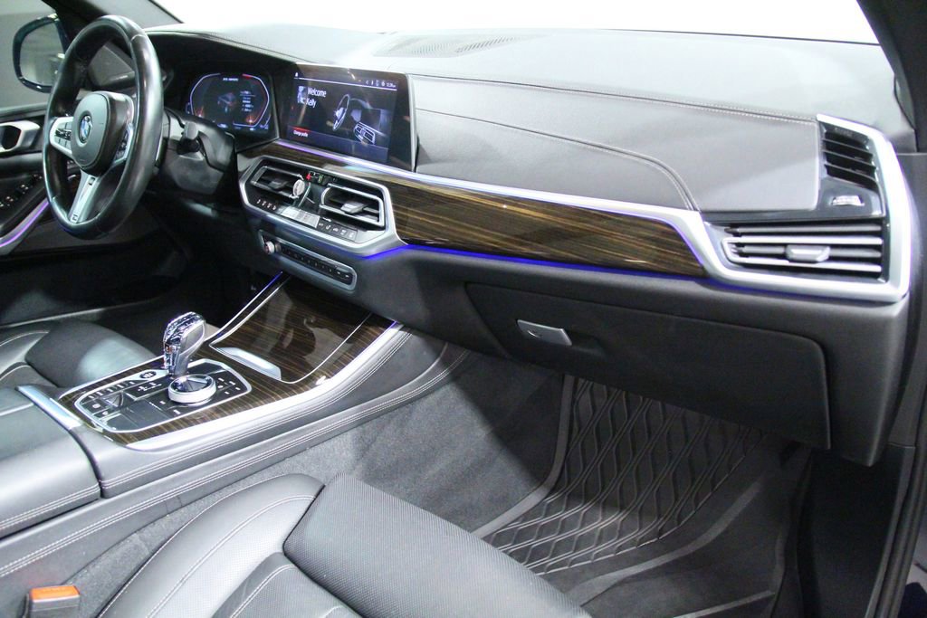 Used 2020 BMW X5 M50i w/ Premium Package AWD/4WD image 20