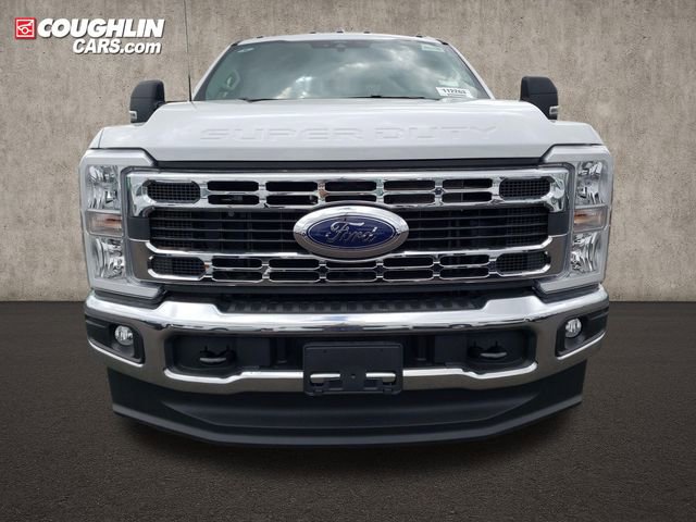 New 2026 Ford F350 XL w/ XL Chrome Package AWD/4WD image 2