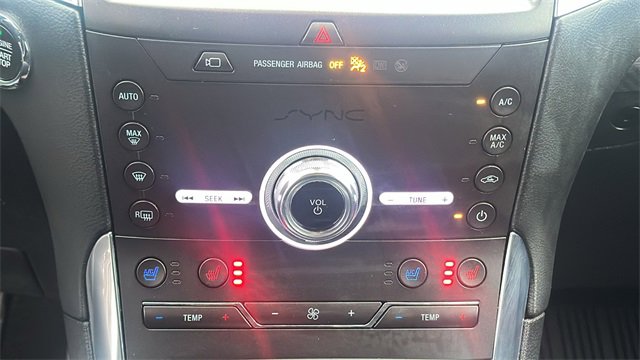 Used 2020 Ford Edge Titanium w/ Equipment Group 301A image 12