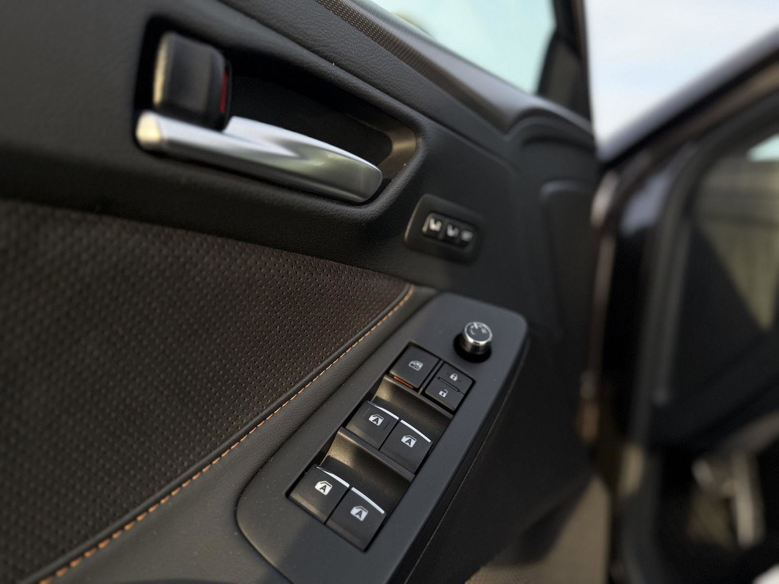 Used 2019 Toyota Avalon Touring image 14