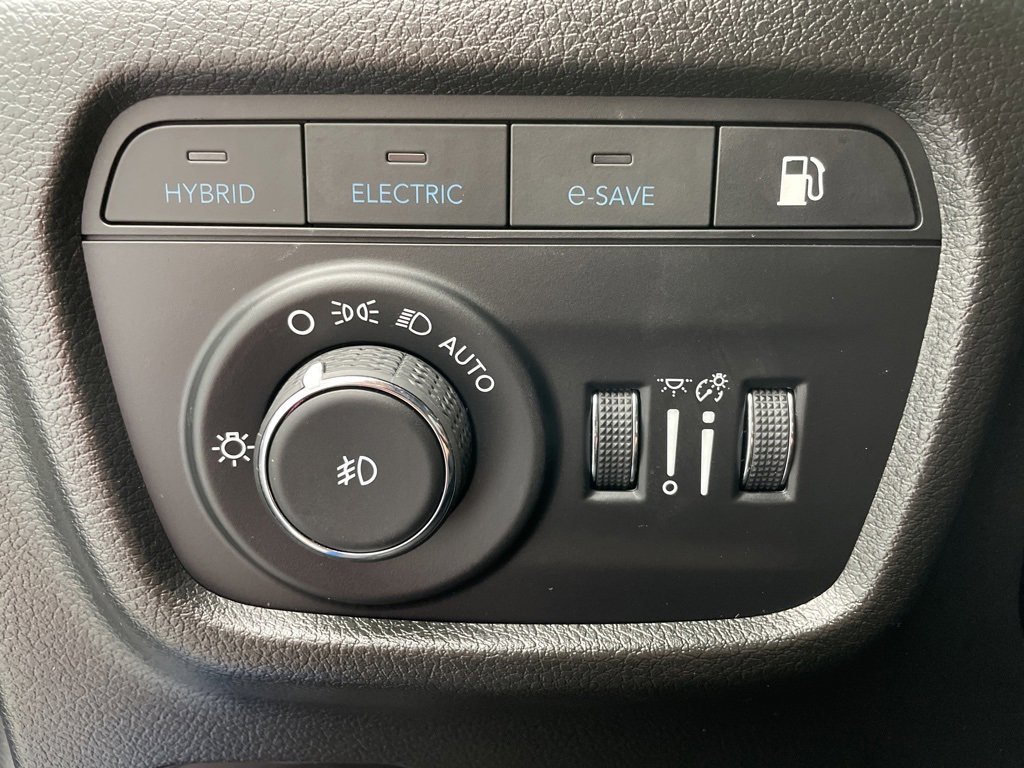 Used 2022 Jeep Grand Cherokee Trailhawk w/ Advanced Protech Group II image 24