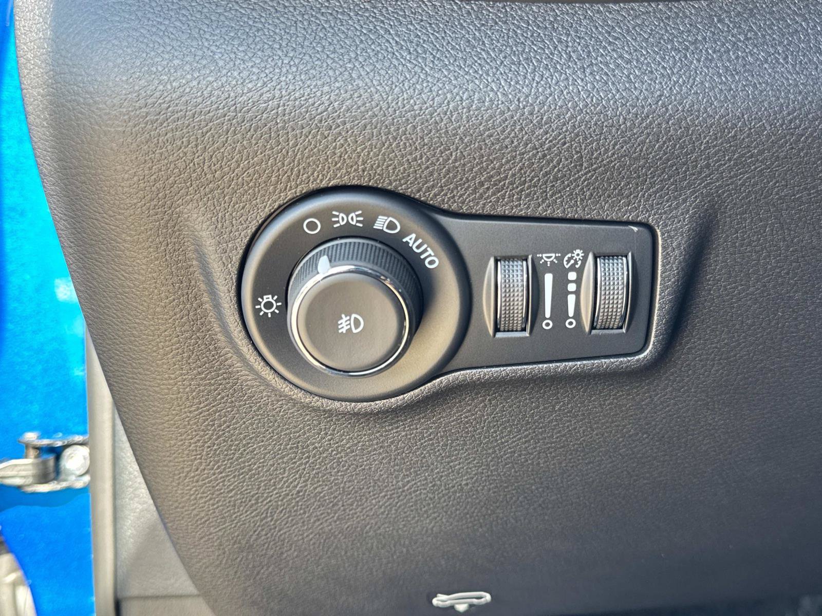 New 2026 Jeep Compass Latitude AWD/4WD image 31
