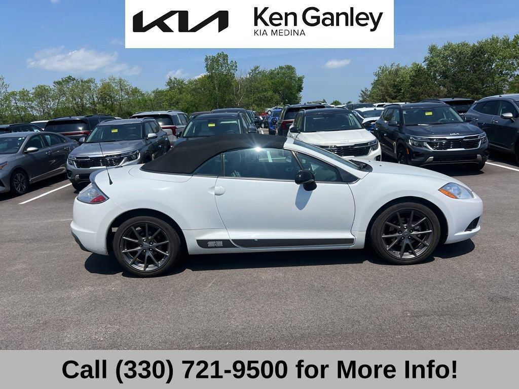 Used 2012 Mitsubishi Eclipse SE FWD image 4
