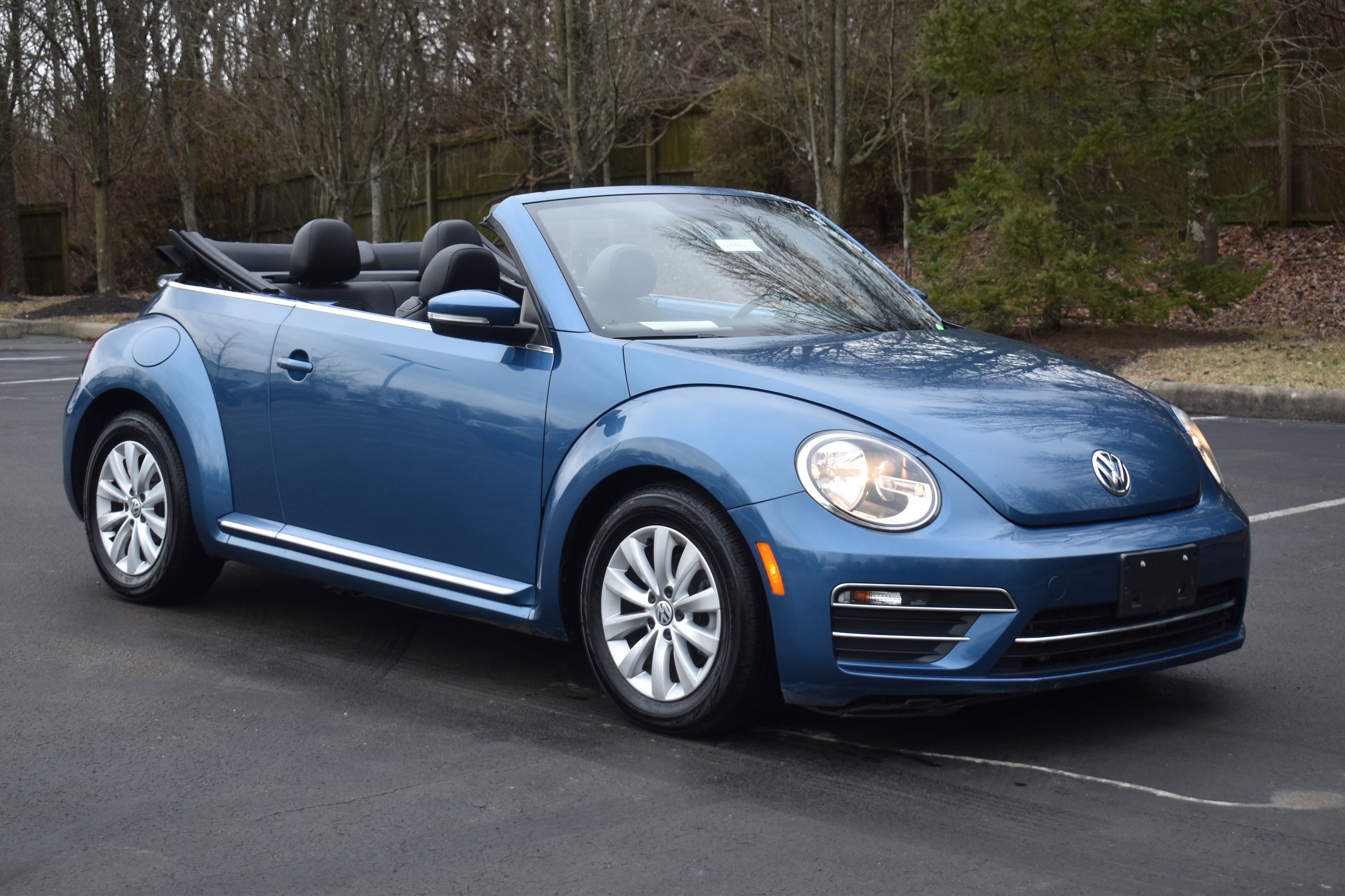 Used 2019 Volkswagen Beetle 2.0T S image 30