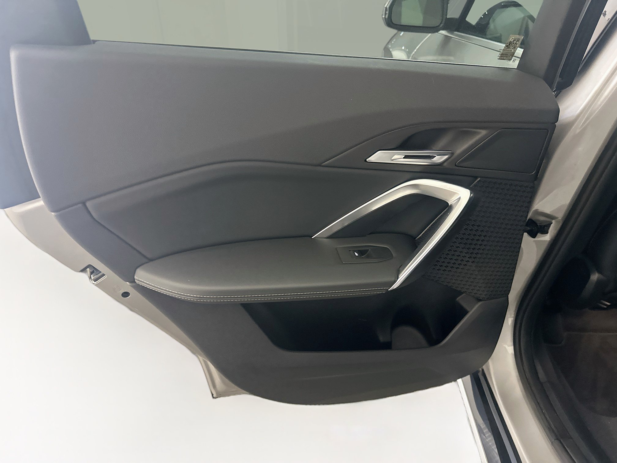 Used 2025 BMW X1 xDrive28i AWD/4WD image 27