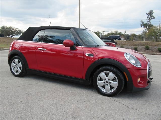 Used 2016 MINI Cooper Convertible image 2
