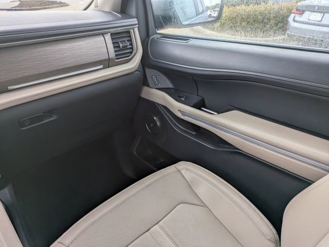 Used 2024 Ford Expedition Max Limited image 20