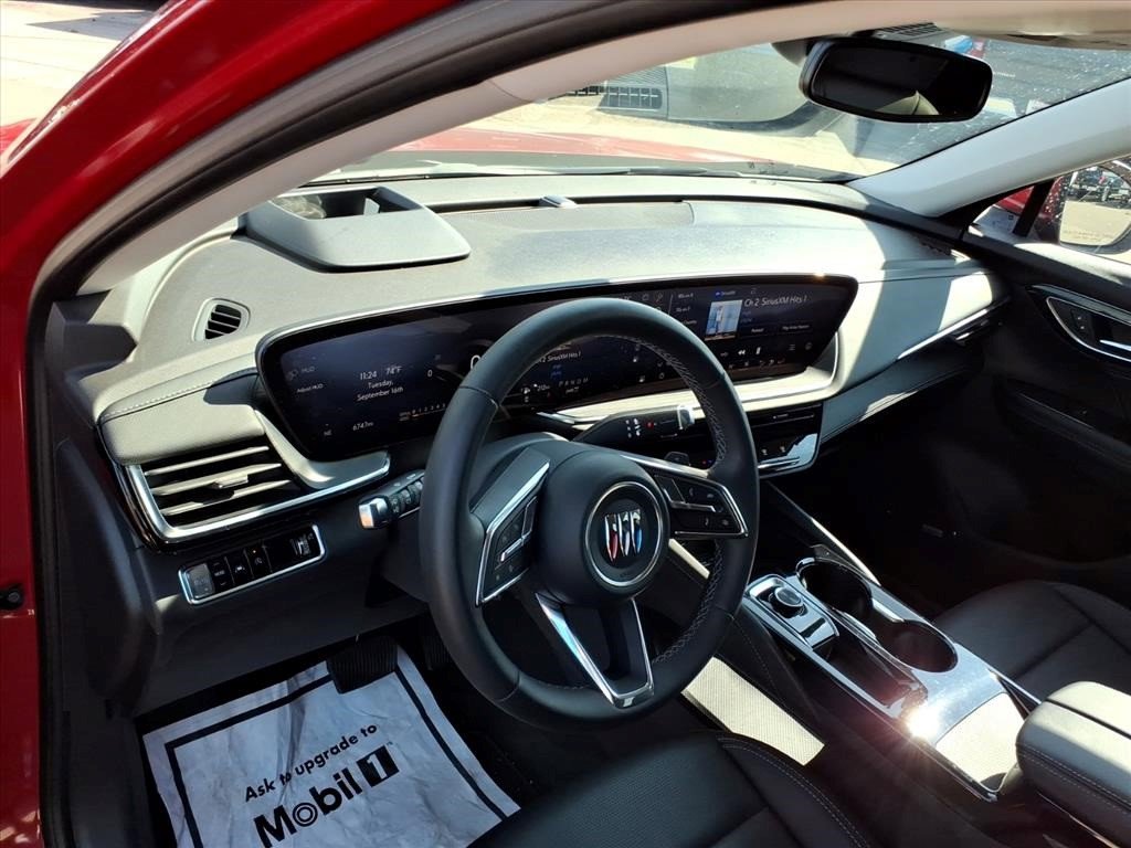 Certified 2025 Buick Envision Preferred image 27