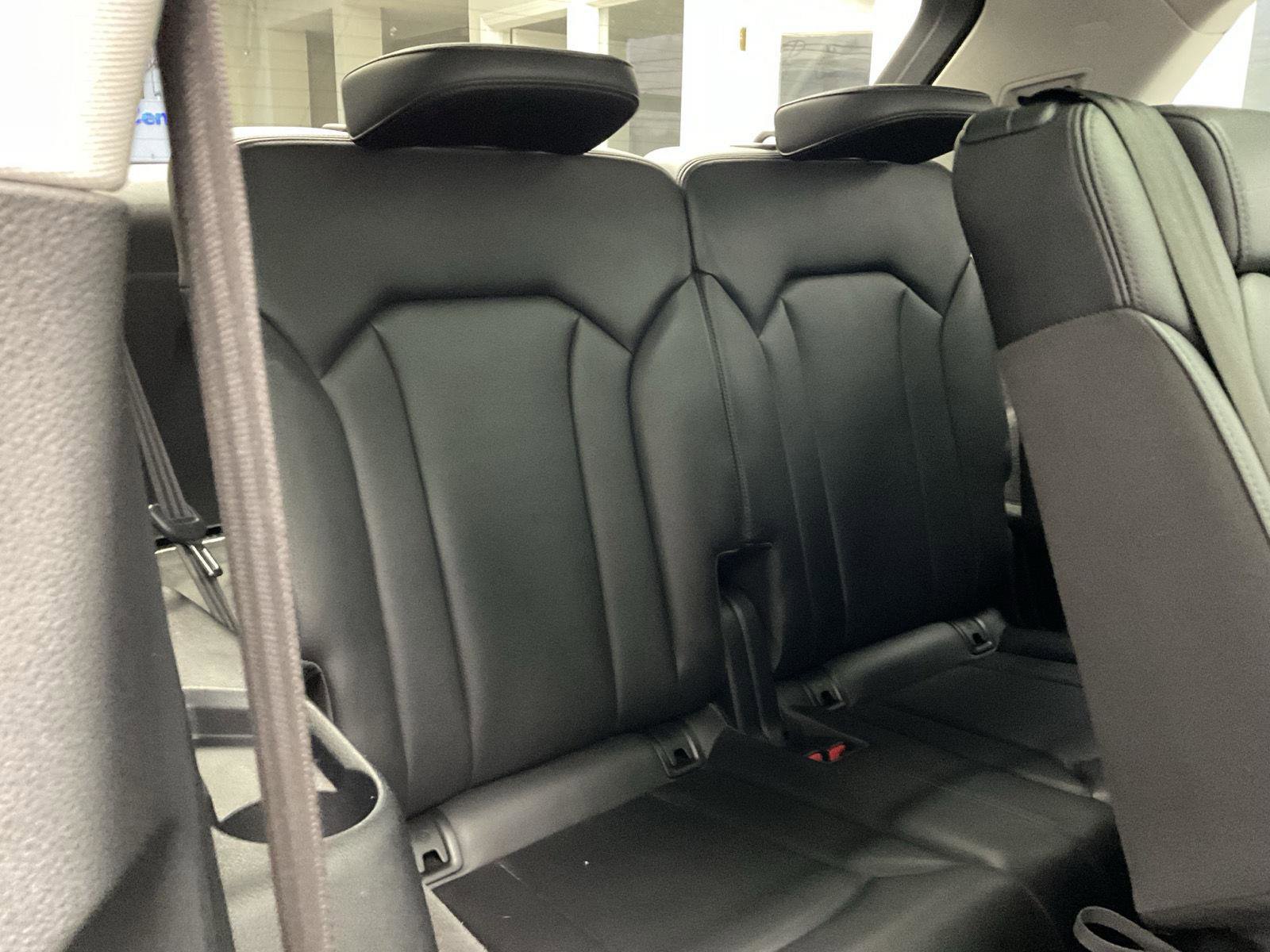 Used 2019 Audi Q7 3.0T Premium Plus image 17