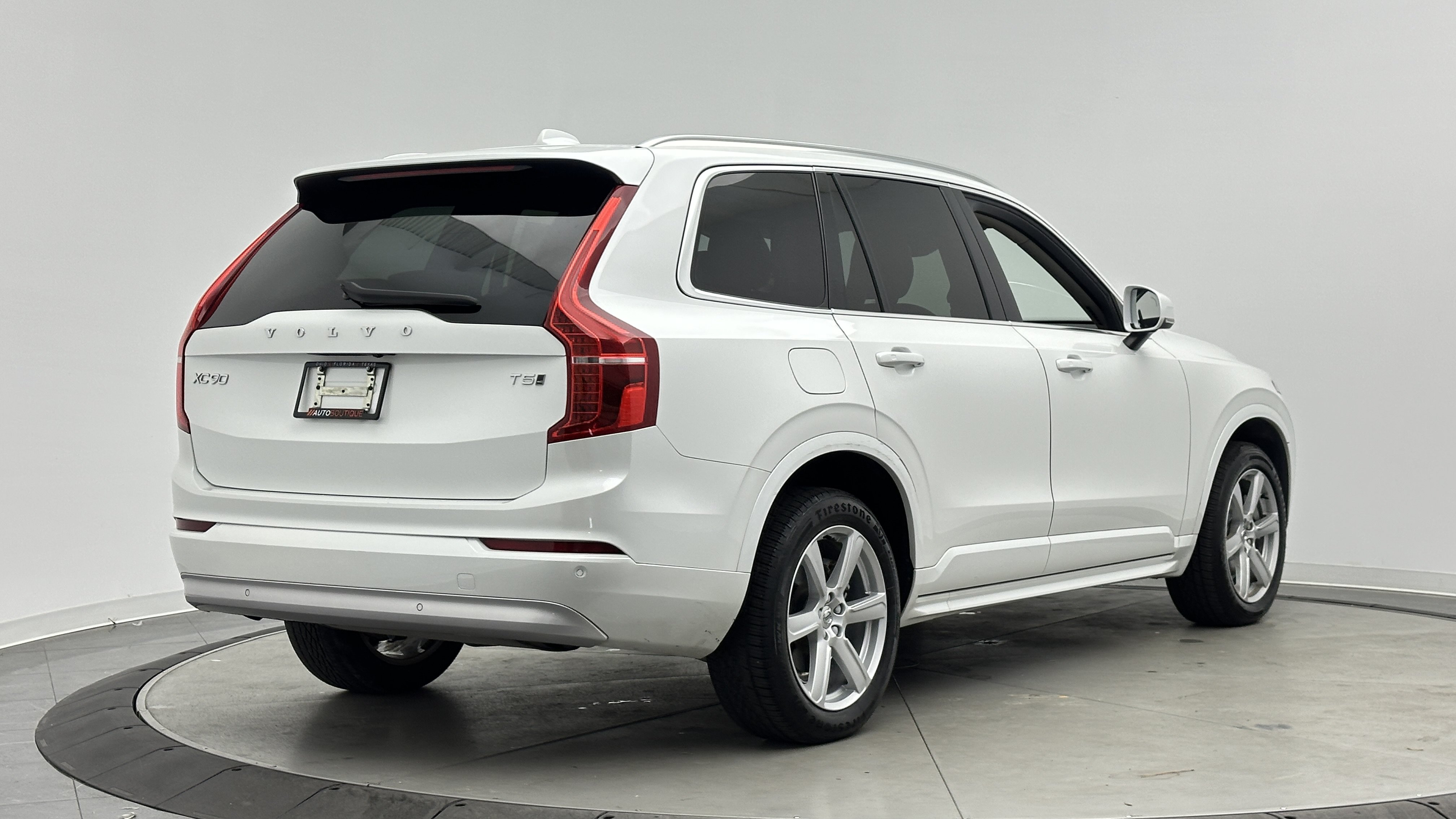 Used 2022 Volvo XC90 T5 Momentum AWD/4WD image 8