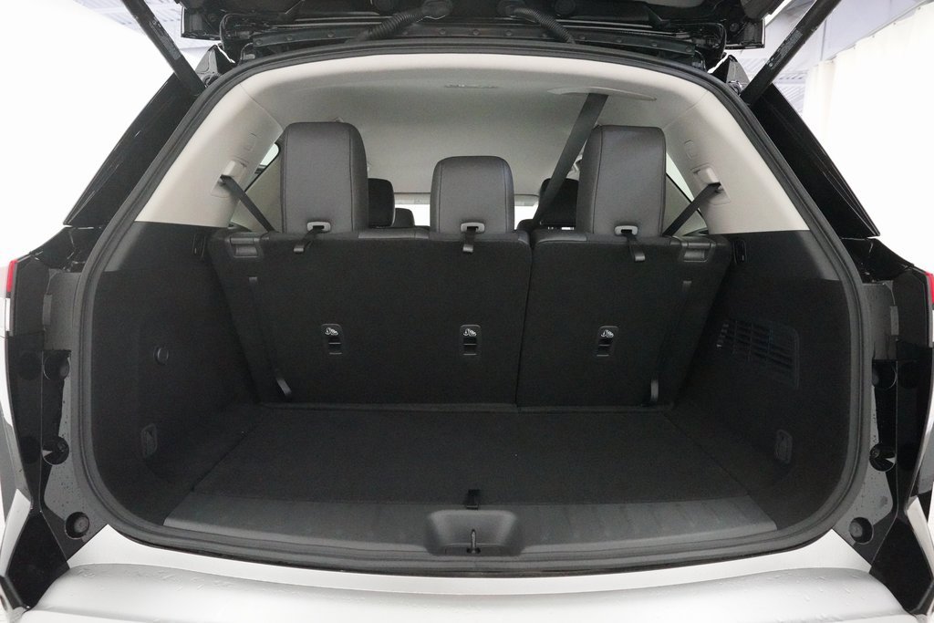 Used 2025 Nissan Pathfinder SL image 10